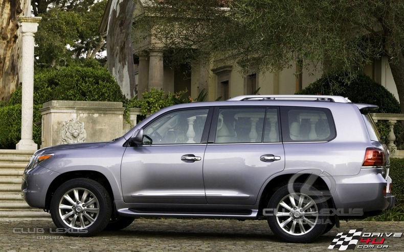 Lexus LX570 vs Range Rover Vogue (NEW)