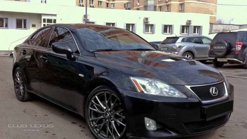   R19 .  .  Lexus IS-F (2010)