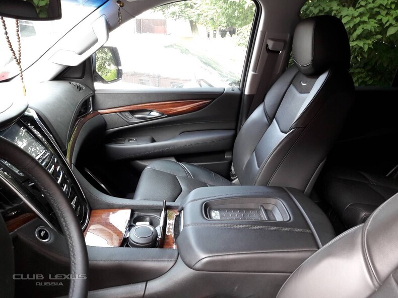  Cadillac Escalade 2015