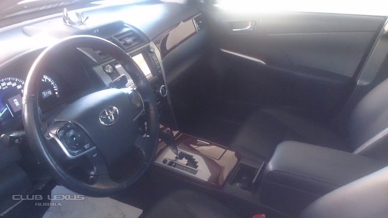 Toyota Camry 2,5 V50 2011 / ,68 .1059000