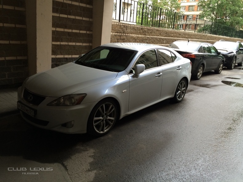  Lexus IS 250 -