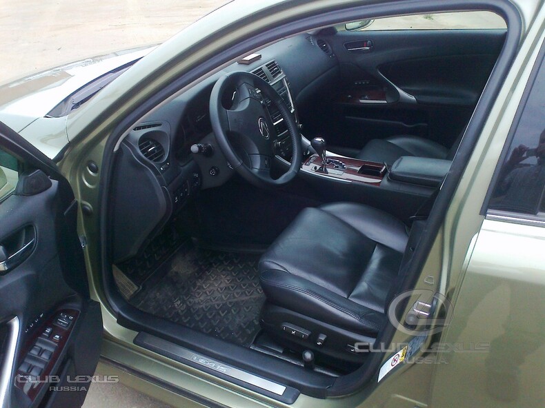    Lexus IS 250 2008.