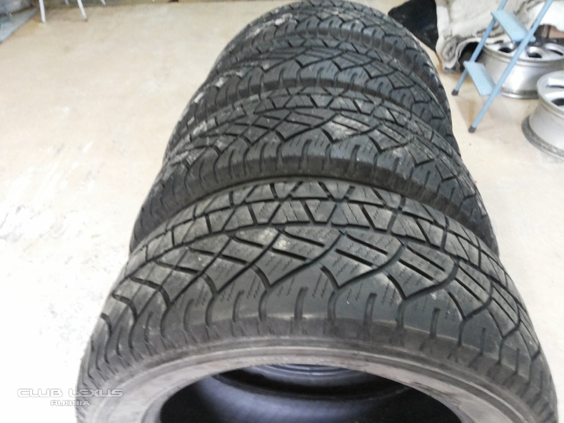   MICHELIN 235 55 R18