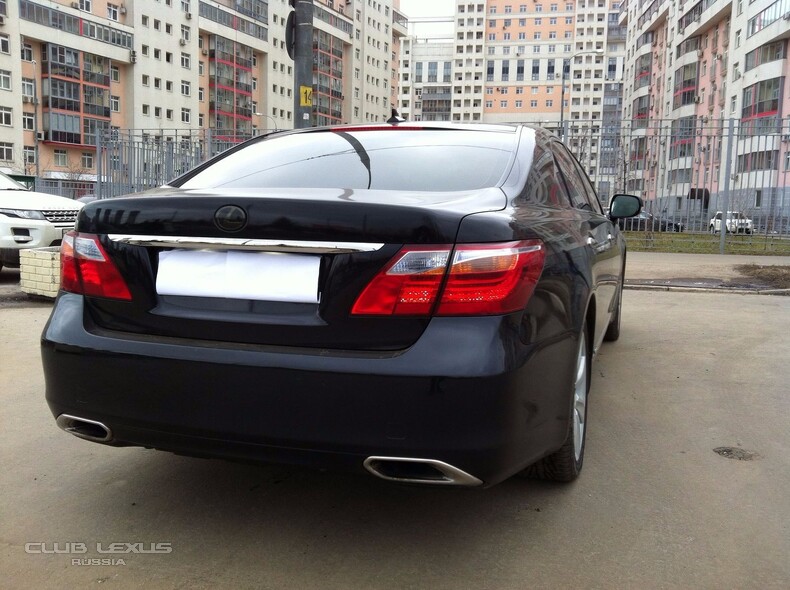  Lexus LS600l 2011