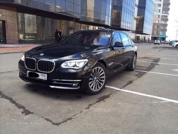  BMW 760!