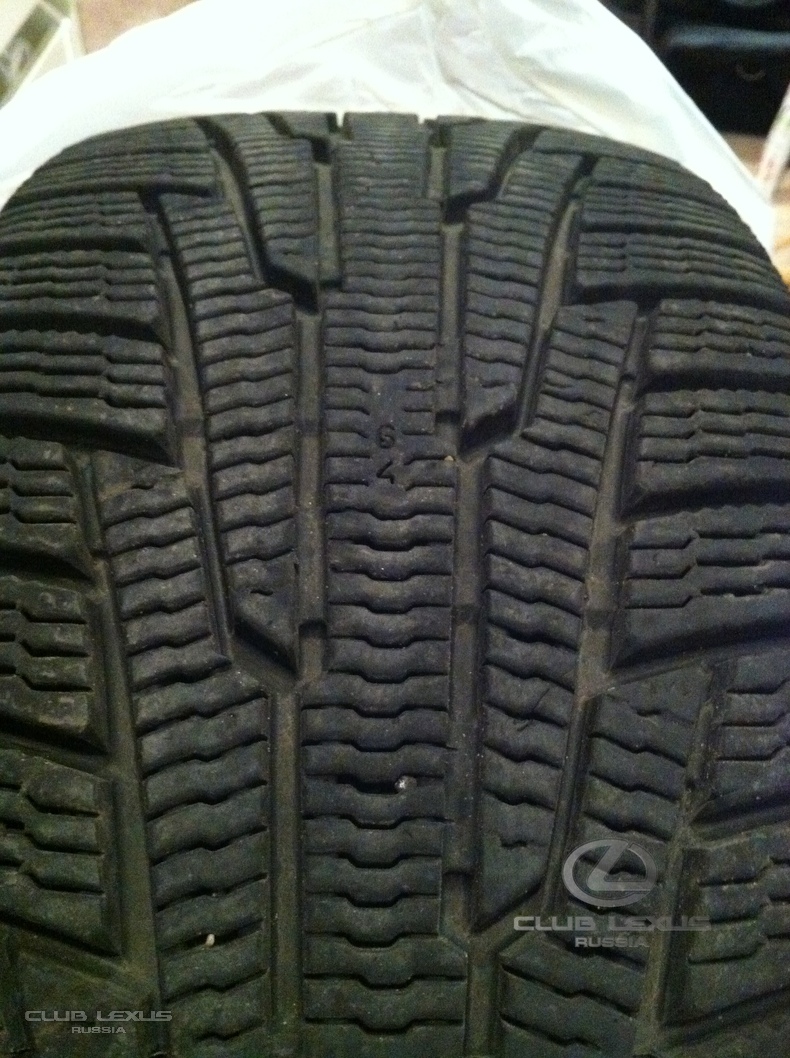 Nokian Hakkapeliitta R 225/50 R17 98R