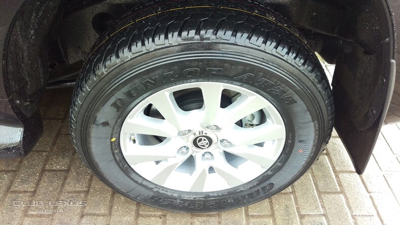   Dunlop Grandtrek AT25 285/60R18 4 