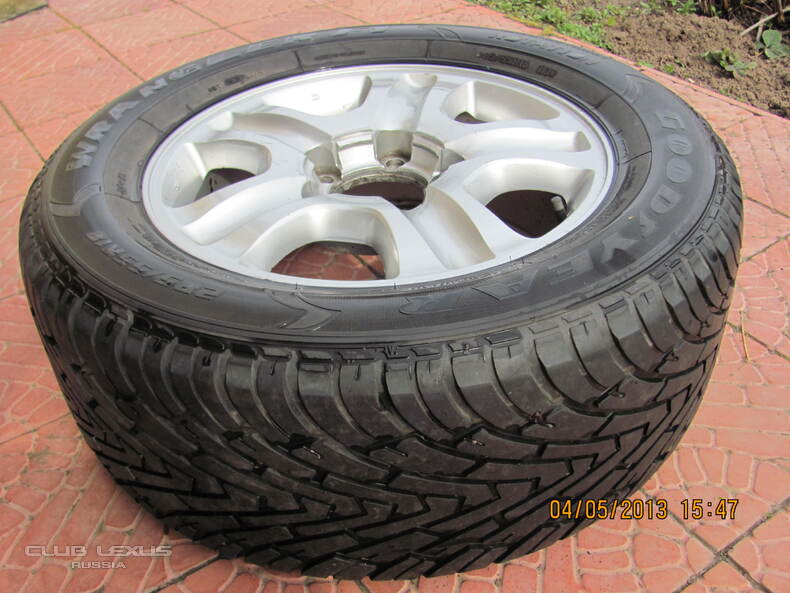 R18  LX470 GOODYEAR WranglerF1 285/55  