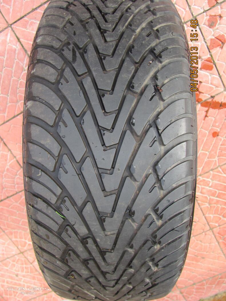 R18  LX470 GOODYEAR WranglerF1 285/55  