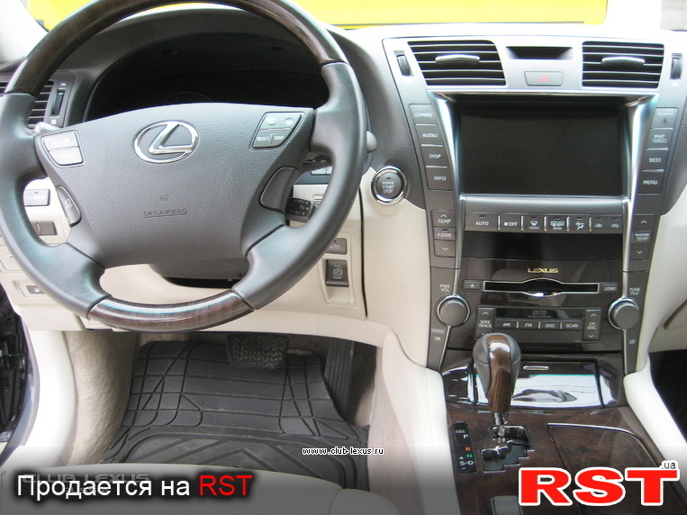 Lexus LS 460L (  )