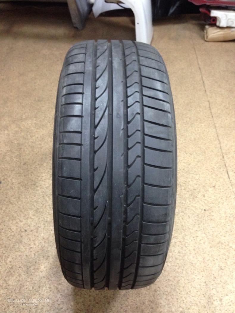   bridgestone re050 225/40R19