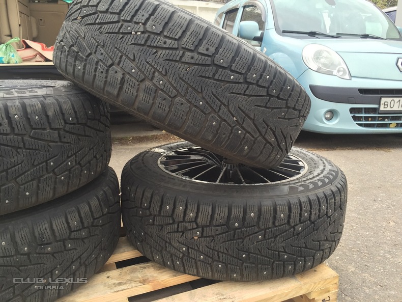 Nokian SUV 7 235/60/18   OZ