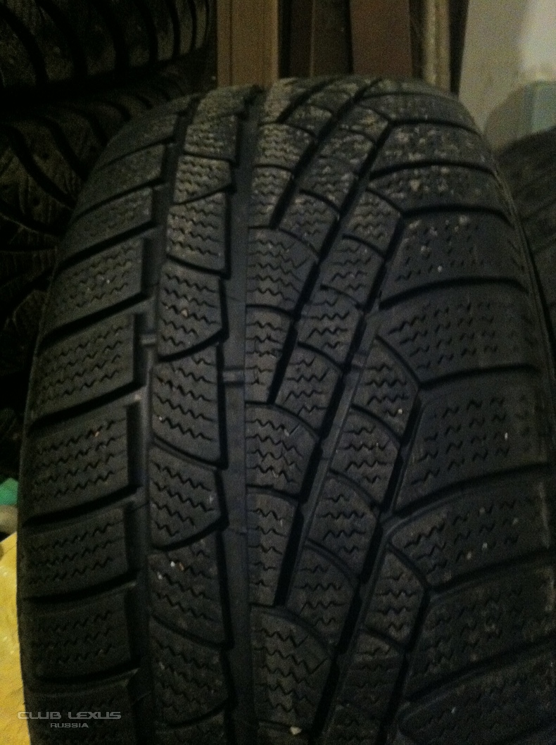    Lexus IS, 225/50/R17,  . 4 