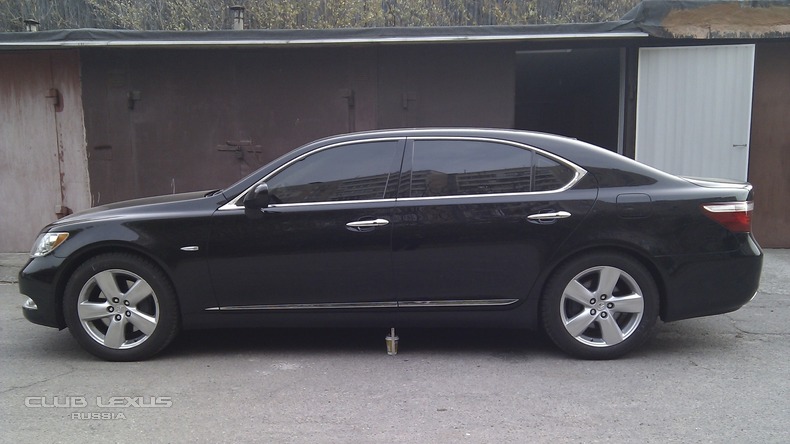    Lexus LS 460