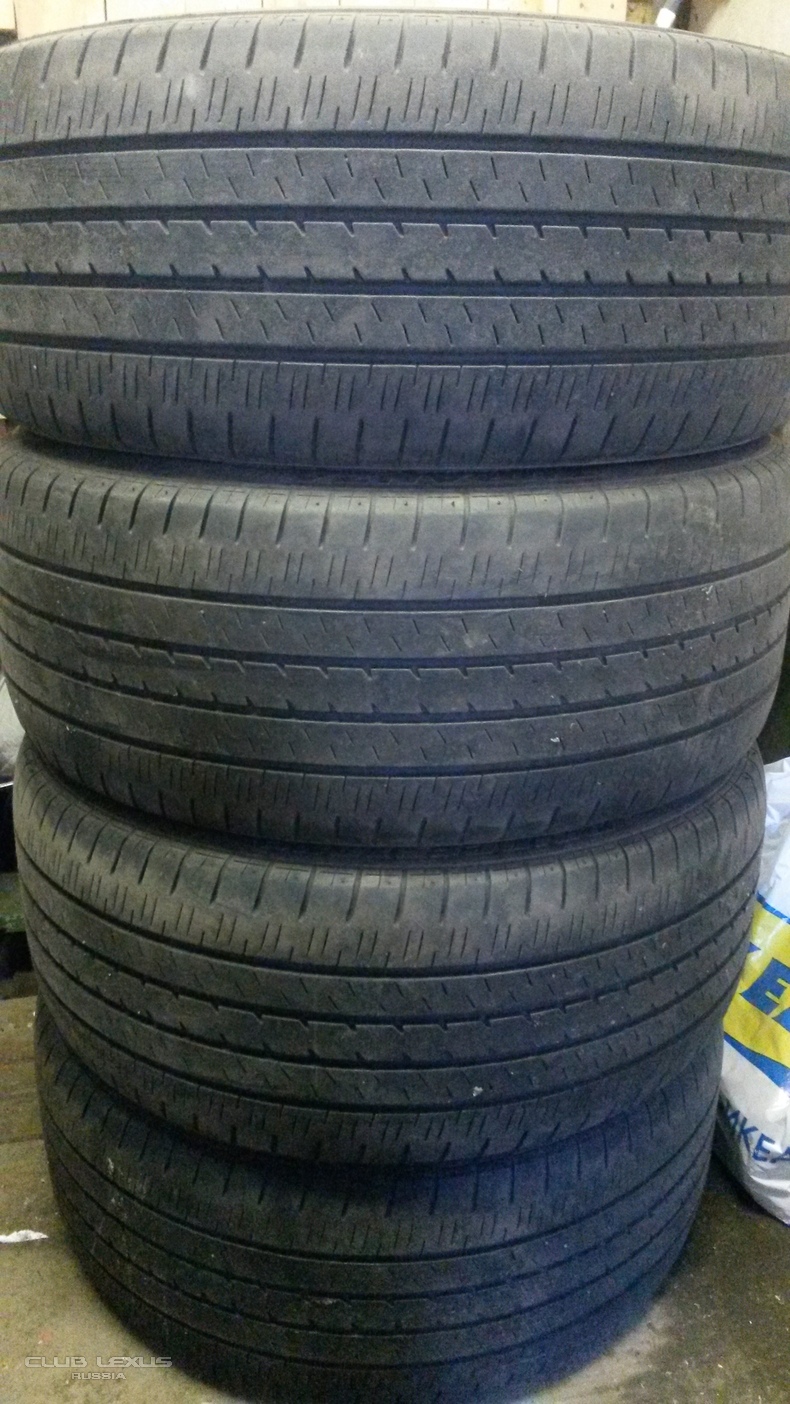     235/45 R18