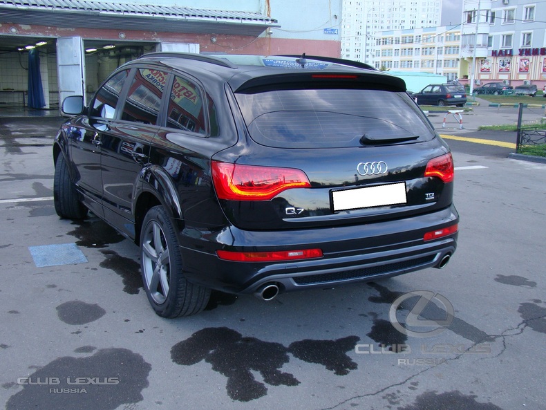  AUDI Q7 4.2 TDI 2010 ..