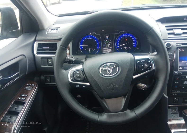 Toyota Camry 2,5 Prestige 2016 ,42. 1299000