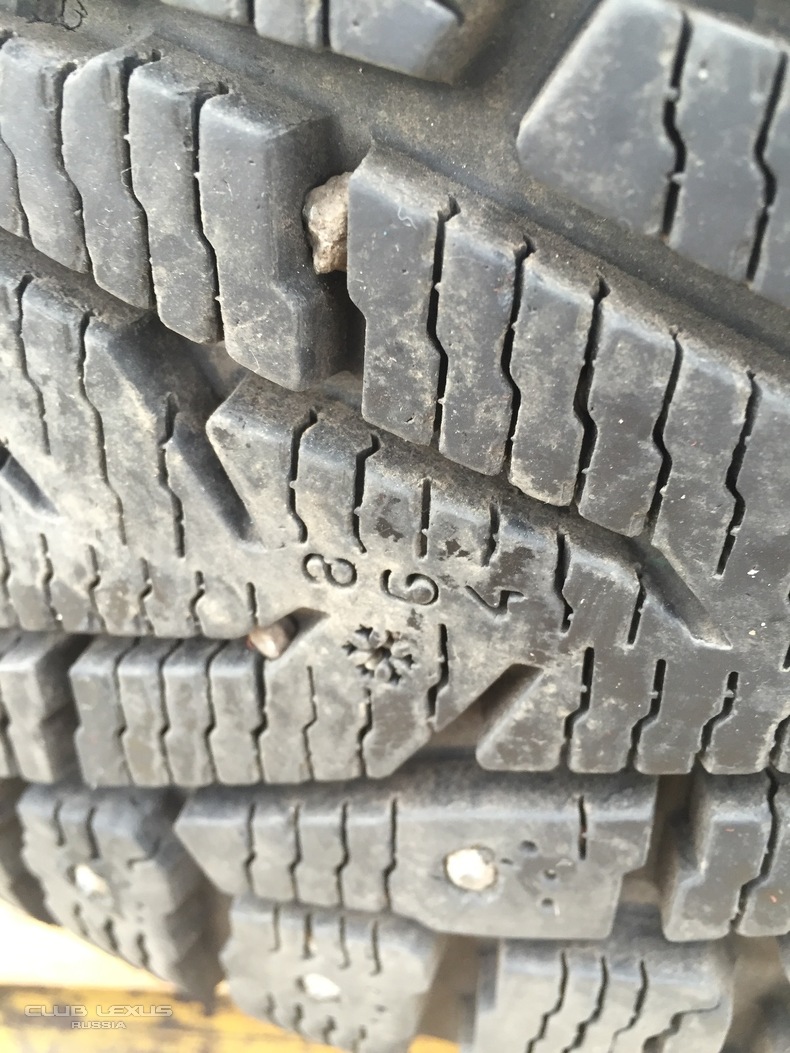 Nokian SUV 7 235/60/18   OZ