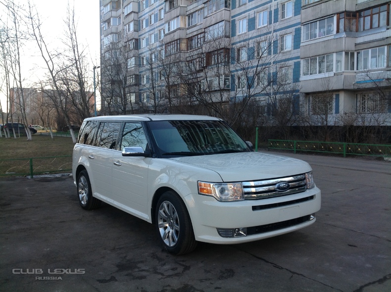  Ford Flex 2009 . 