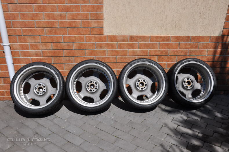   LS460/600 Leon Hardiritt R21 Hankook 245/35