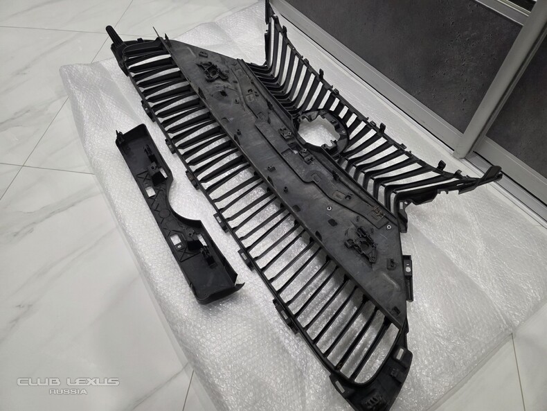  Lexus ES250 VII (xz10) 2019..  !