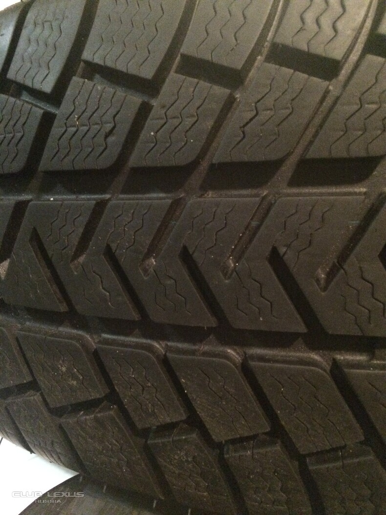  2    235/60/R18 Nokian  Michelin