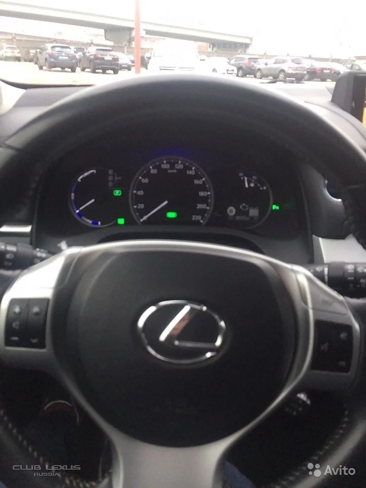 Lexus CT200H -2012