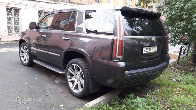  Cadillac Escalade 2015