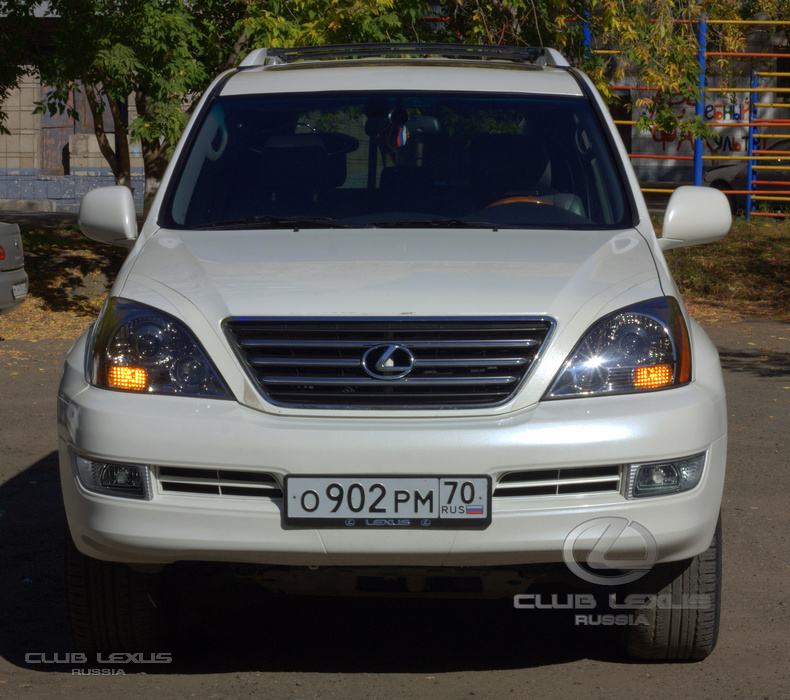 Lexus GX470:    