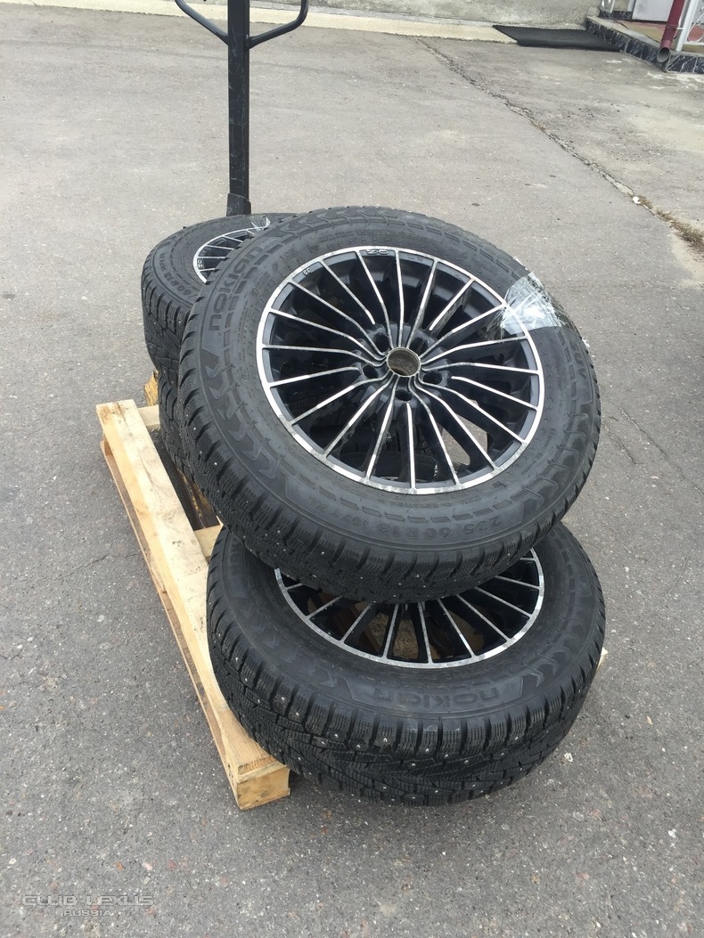 Nokian SUV 7 235/60/18   OZ