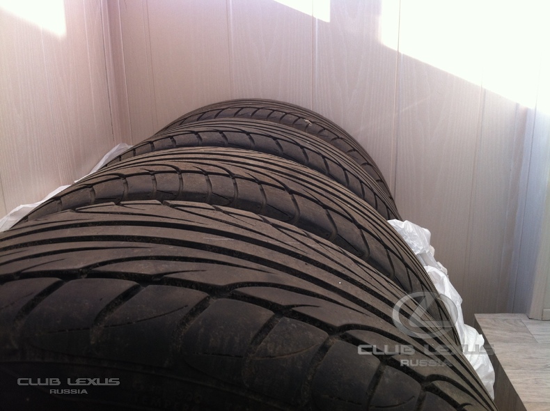    Falken 245/45/ZR18