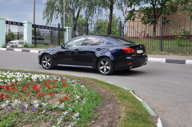  lexus is250 ( 2007  )