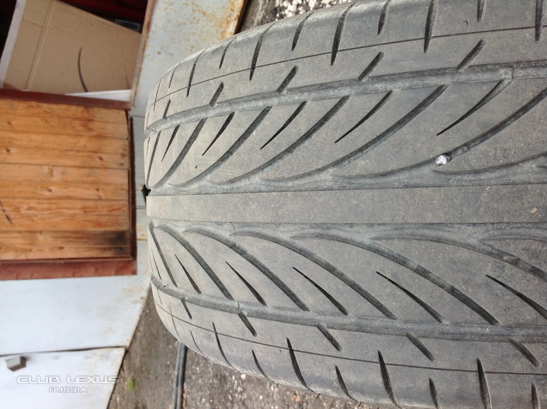 2  Hankook ventus v12 evo 245/45/17