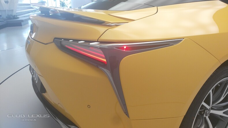  LC500  