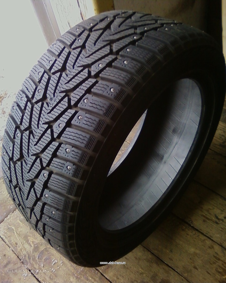 R17  Nokian HKPL-7 245/45 !