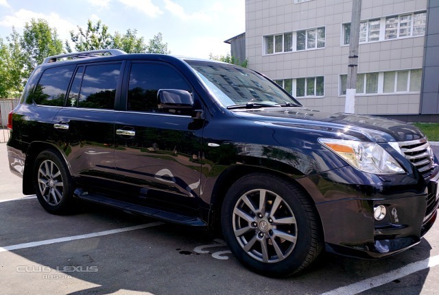  Lexus LX570 2009 ..