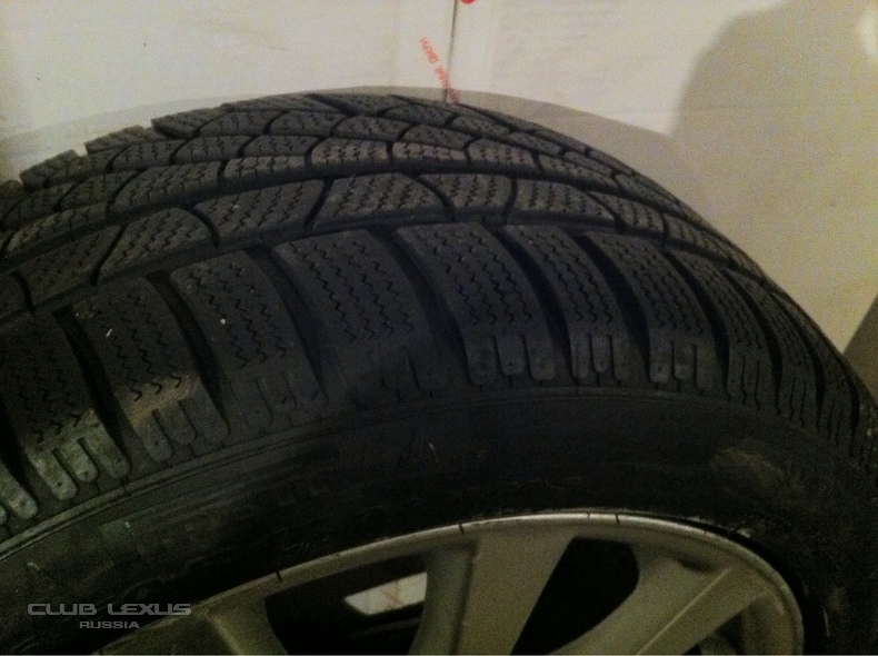    Lexus IS, 225/50/R17,  . 4 