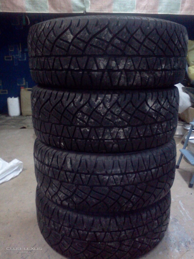   MICHELIN 235 55 R18