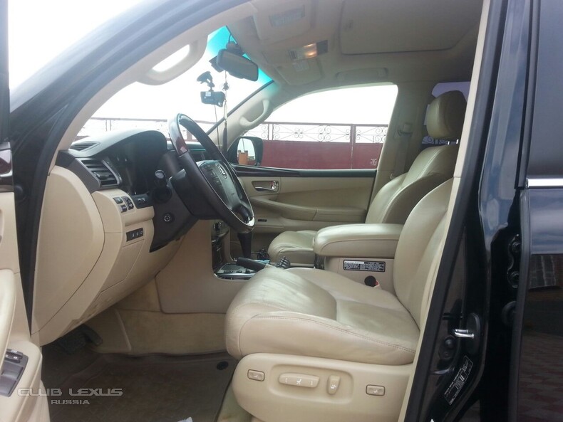 Lexus LX 570 2010 ..