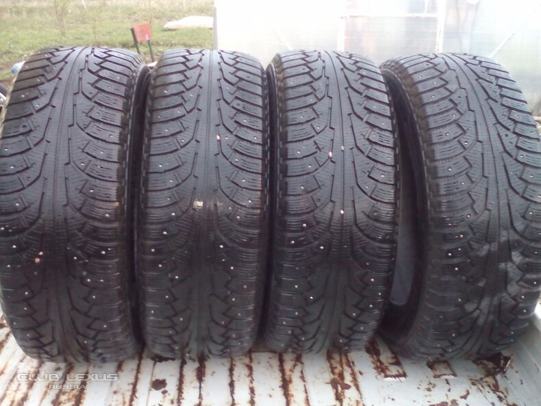 Nokian hakkapelita 5 R19 255/55  14000 .