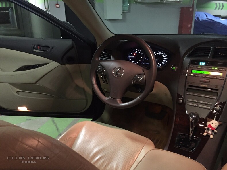  Lexus ES350 (2010.) 60 068. .