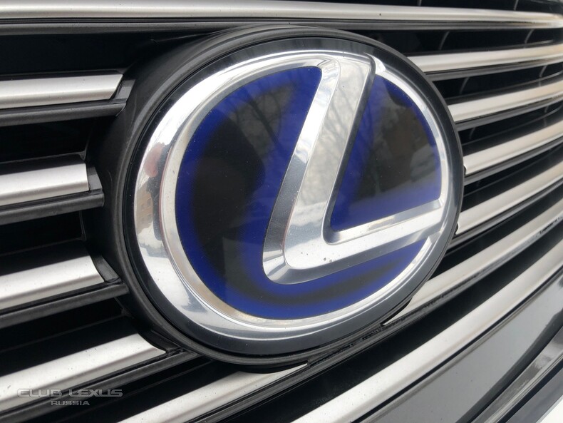 Lexus LS600hl, 2013, 394 /.