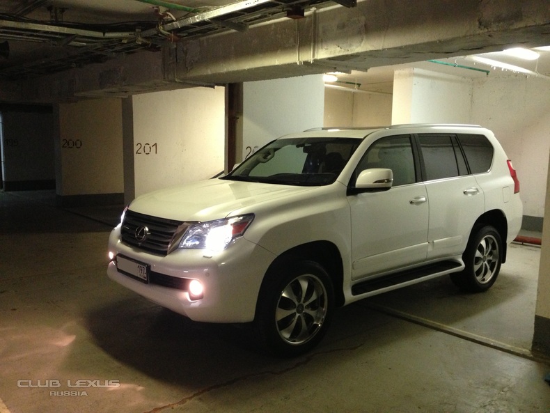  Lexus GX460 2011.