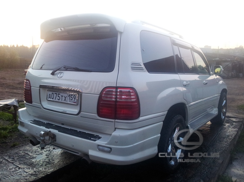   Lexus LX 470