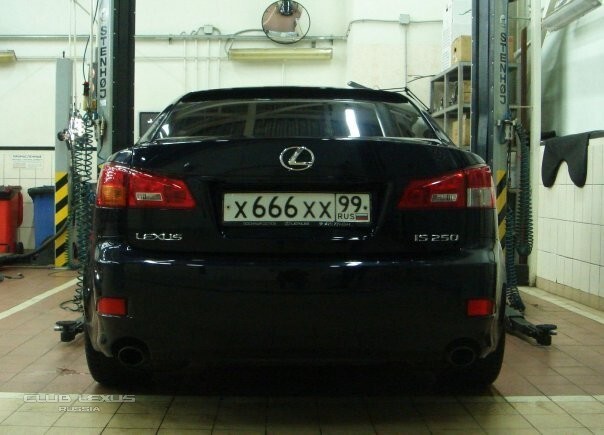  Lexus IS250 Sport