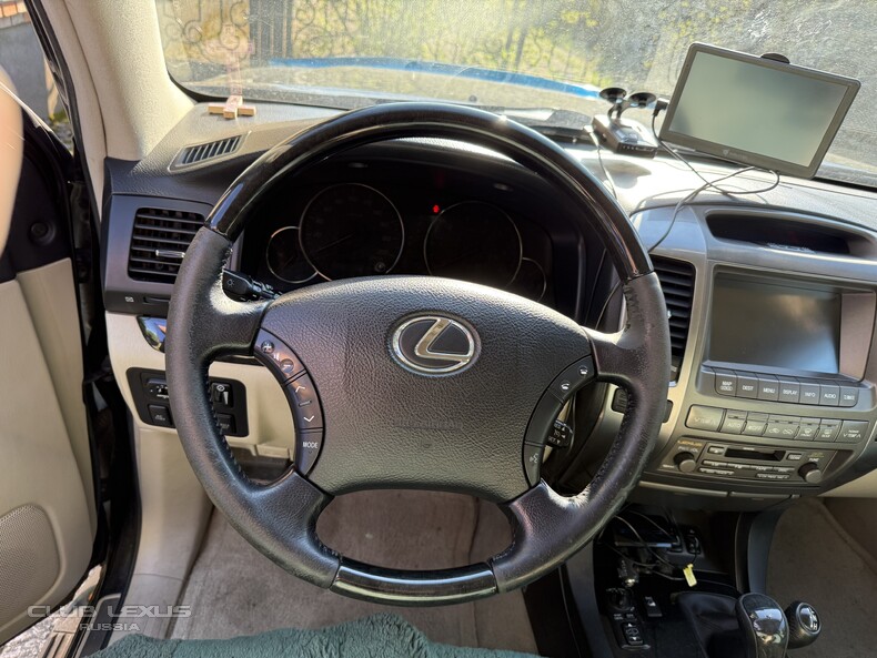 ������ ���� �� Lexus GX470