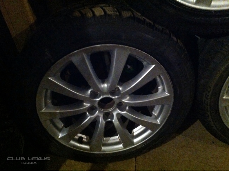    Lexus IS, 225/50/R17,  . 4 