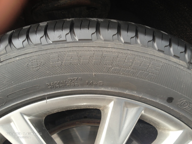   RX    Michelin 235/55 R19, 