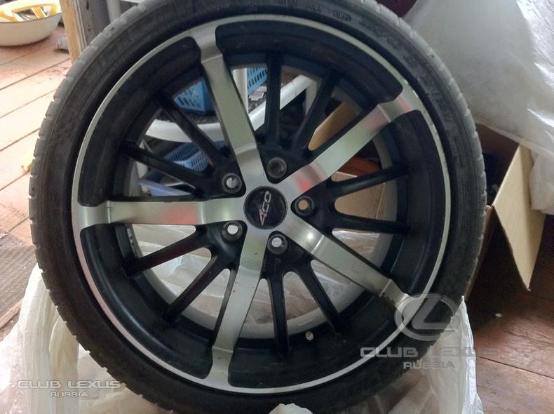   18x8JJ +  Michelin PS3 18/225/40