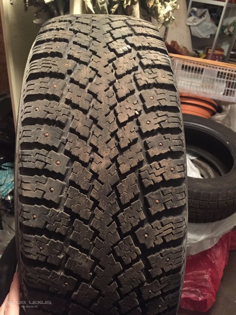 265/70/17 4  Nokian  5000